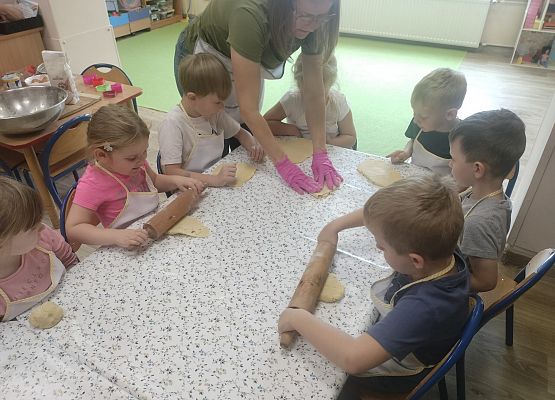 Grafika 23: 03.10.2025 Zakończenie Tygodnia Szcześcia gr II