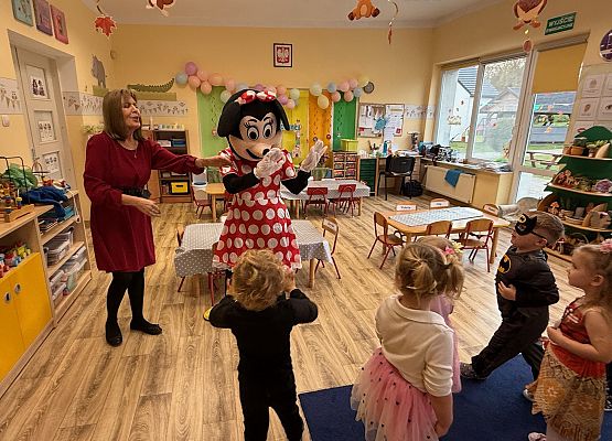 Grafika 36: 05.11.2025 Dzień Postaci z Bajek gr I