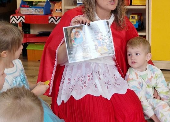 Grafika 19: 05.11.2025 Dzień Postaci z Bajek gr I