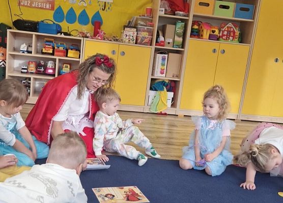 Grafika 20: 05.11.2025 Dzień Postaci z Bajek gr I