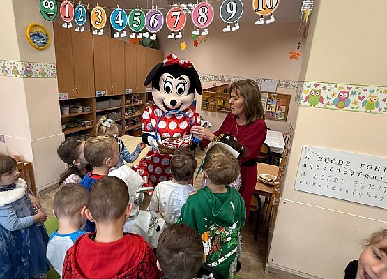 Grafika 1: 05.11.2025 Dzień Postaci z Bajek gr II