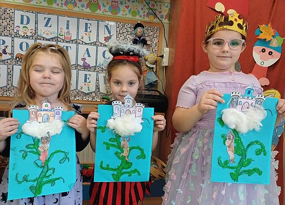 Grafika 24: 05.11.2025 Dzień Postaci z Bajek gr II