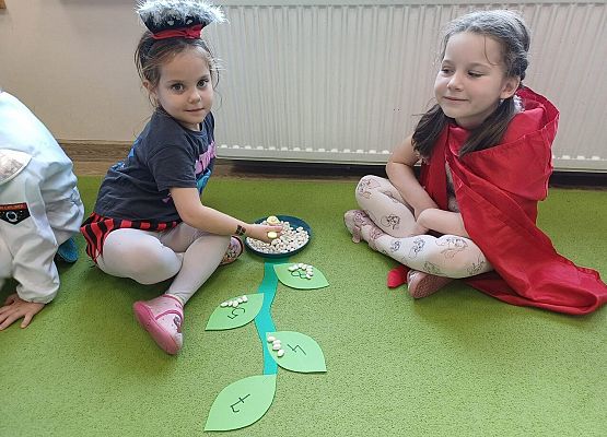 Grafika 53: 05.11.2025 Dzień Postaci z Bajek gr II