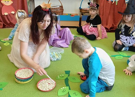 Grafika 49: 05.11.2025 Dzień Postaci z Bajek gr II