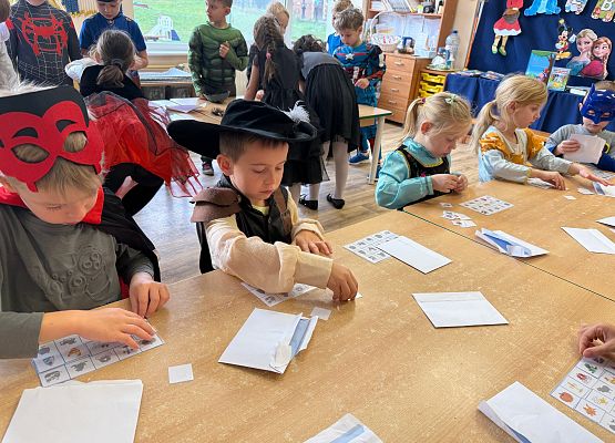 Grafika 20: 05.11.2025 Dzień Postaci z Bajek gr III