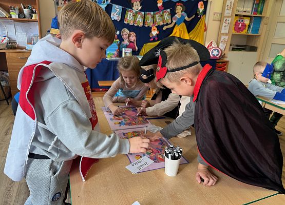 Grafika 25: 05.11.2025 Dzień Postaci z Bajek gr III