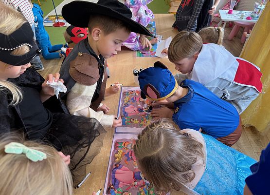 Grafika 29: 05.11.2025 Dzień Postaci z Bajek gr III