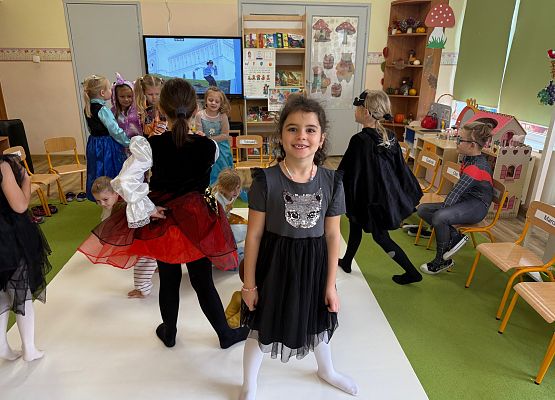 Grafika 49: 05.11.2025 Dzień Postaci z Bajek gr III