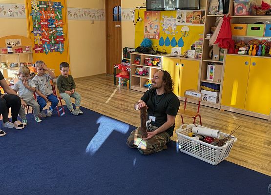 Grafika 6: 06.11.2025 Zajęcia Edukacyjne nt."Przygotowanie zwierząt do zimy"