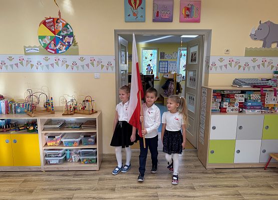 Grafika 7: 07.11.2025 11 listopada Narodowe Świeto Niepodległości