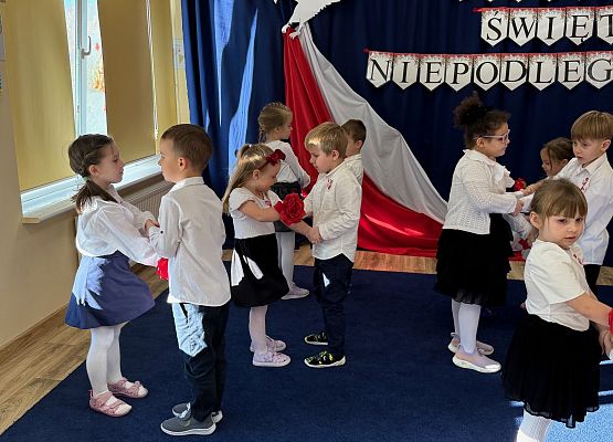 Grafika 35: 07.11.2025 11 listopada Narodowe Świeto Niepodległości