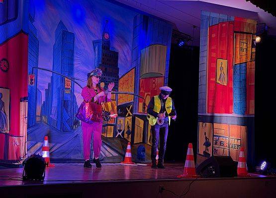 Grafika 5: 18.11.2025 Przedstawienie pt." Miejska dżungla" w Gokis Wicko