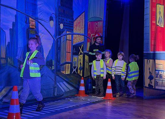 Grafika 26: 18.11.2025 Przedstawienie pt." Miejska dżungla" w Gokis Wicko