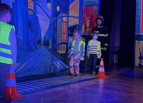 Grafika 29: 18.11.2025 Przedstawienie pt." Miejska dżungla" w Gokis Wicko