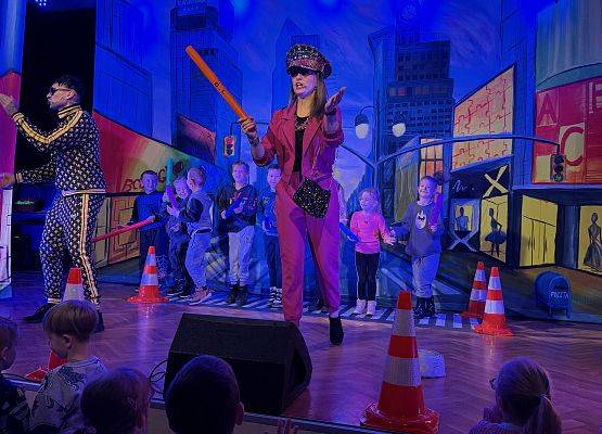 Grafika 35: 18.11.2025 Przedstawienie pt." Miejska dżungla" w Gokis Wicko