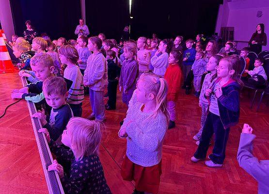 Grafika 58: 18.11.2025 Przedstawienie pt." Miejska dżungla" w Gokis Wicko