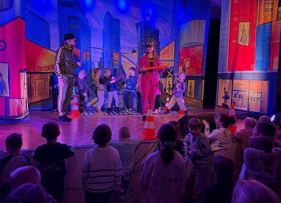 Grafika 62: 18.11.2025 Przedstawienie pt." Miejska dżungla" w Gokis Wicko