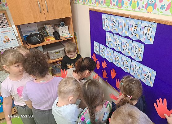 Grafika 3: 20.11.2025 Międzynarodowy Dzień Praw Dziecka