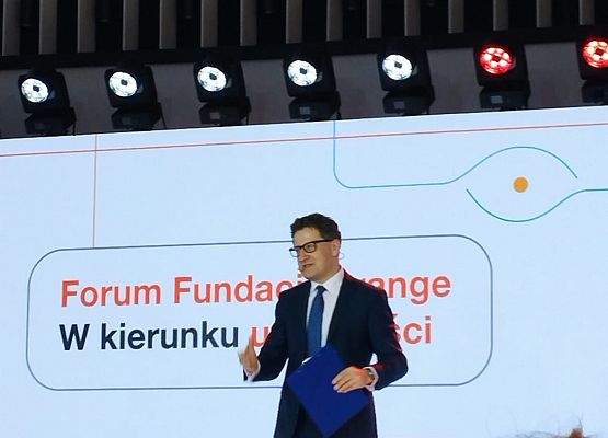 Grafika 7: Forum Fundacji Orange ,, W kierunku uważności"