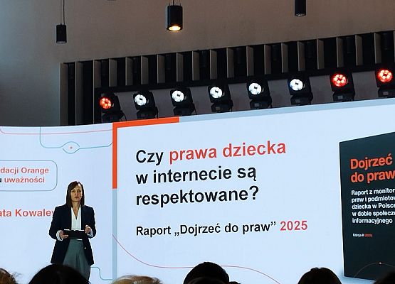 Grafika 15: Forum Fundacji Orange ,, W kierunku uważności"