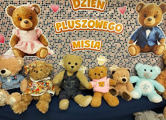 Grafika 1: 25.11.2025  Dzień Pluszowego Misia w naszym przedszkolu