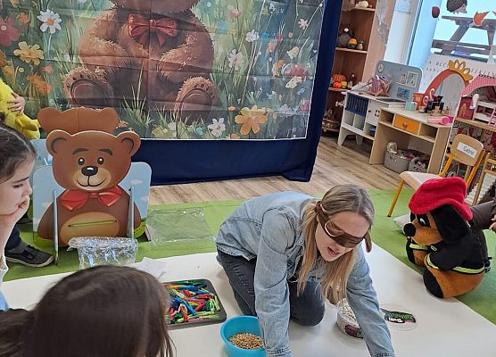Grafika 38: 25.11.2025  Dzień Pluszowego Misia w naszym przedszkolu