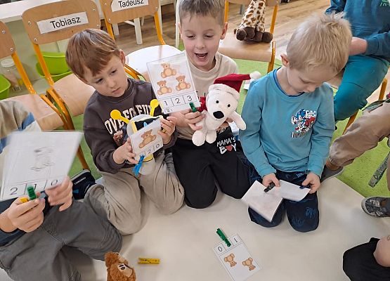 Grafika 39: 25.11.2025  Dzień Pluszowego Misia w naszym przedszkolu