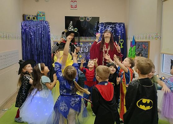 Grafika 2: 28.11.2025 Andrzejki w naszym przedszkolu