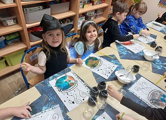 Grafika 32: 28.11.2025 Andrzejki w naszym przedszkolu