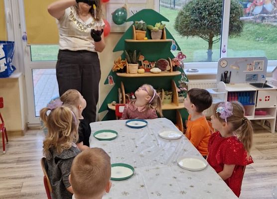 Grafika 72: 28.11.2025 Andrzejki w naszym przedszkolu