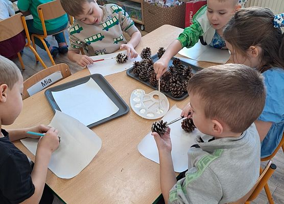 Grafika 26: 04.12.2025 Warsztaty kreatywne w gr III