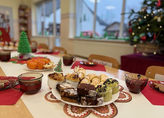 Grafika 3: Zabawa mikołajkowa i spotkanie z Mikołajem w naszym przedszkolu!