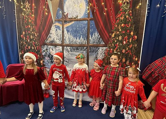 Grafika 11: Zabawa mikołajkowa i spotkanie z Mikołajem w naszym przedszkolu!