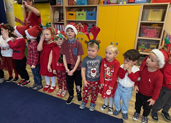 Grafika 25: Zabawa mikołajkowa i spotkanie z Mikołajem w naszym przedszkolu!