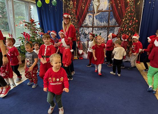 Grafika 29: Zabawa mikołajkowa i spotkanie z Mikołajem w naszym przedszkolu!