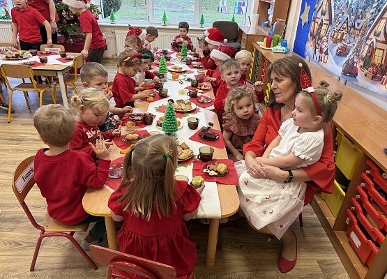Grafika 112: Zabawa mikołajkowa i spotkanie z Mikołajem w naszym przedszkolu!