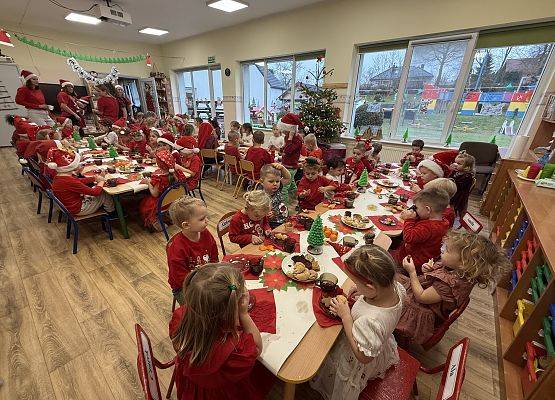 Grafika 116: Zabawa mikołajkowa i spotkanie z Mikołajem w naszym przedszkolu!