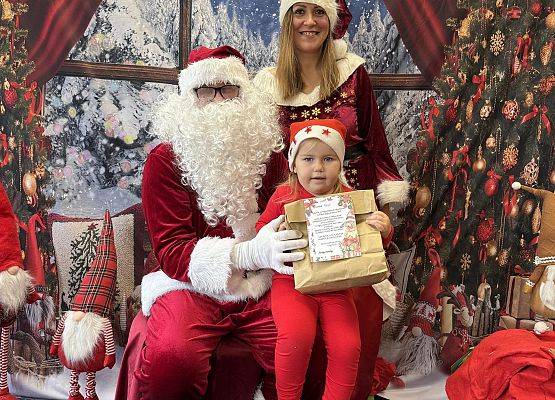 Grafika 4: Mikołajkowa sesja fotograficzna!