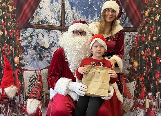 Grafika 9: Mikołajkowa sesja fotograficzna!