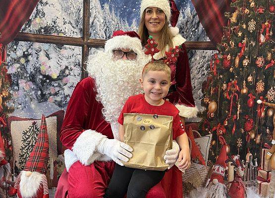 Grafika 11: Mikołajkowa sesja fotograficzna!