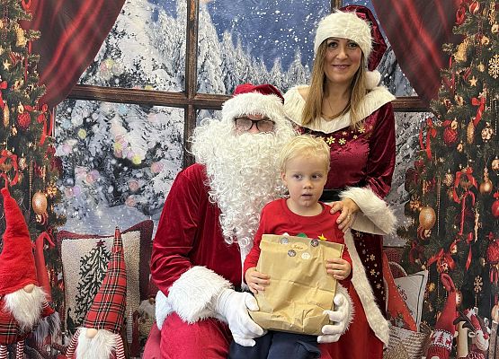 Grafika 14: Mikołajkowa sesja fotograficzna!