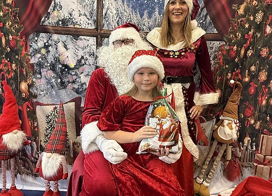 Grafika 21: Mikołajkowa sesja fotograficzna!