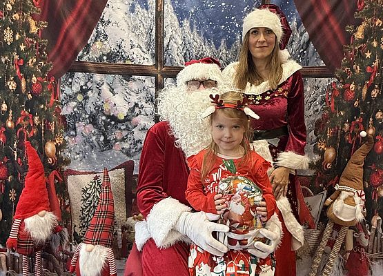 Grafika 29: Mikołajkowa sesja fotograficzna!