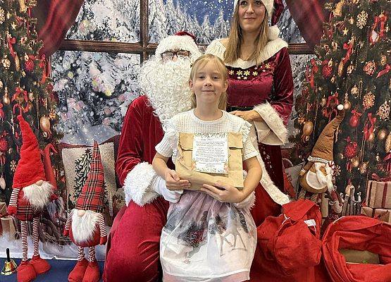 Grafika 39: Mikołajkowa sesja fotograficzna!