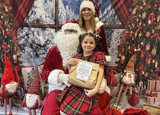 Grafika 50: Mikołajkowa sesja fotograficzna!