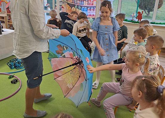 Grafika 10: Mali Wielcy Odkrywcy!