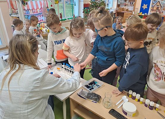 Grafika 16: Mali Wielcy Odkrywcy!