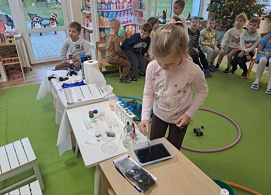 Grafika 18: Mali Wielcy Odkrywcy!