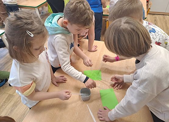 Grafika 20: Mali Wielcy Odkrywcy!