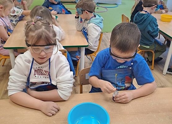 Grafika 23: Mali Wielcy Odkrywcy!